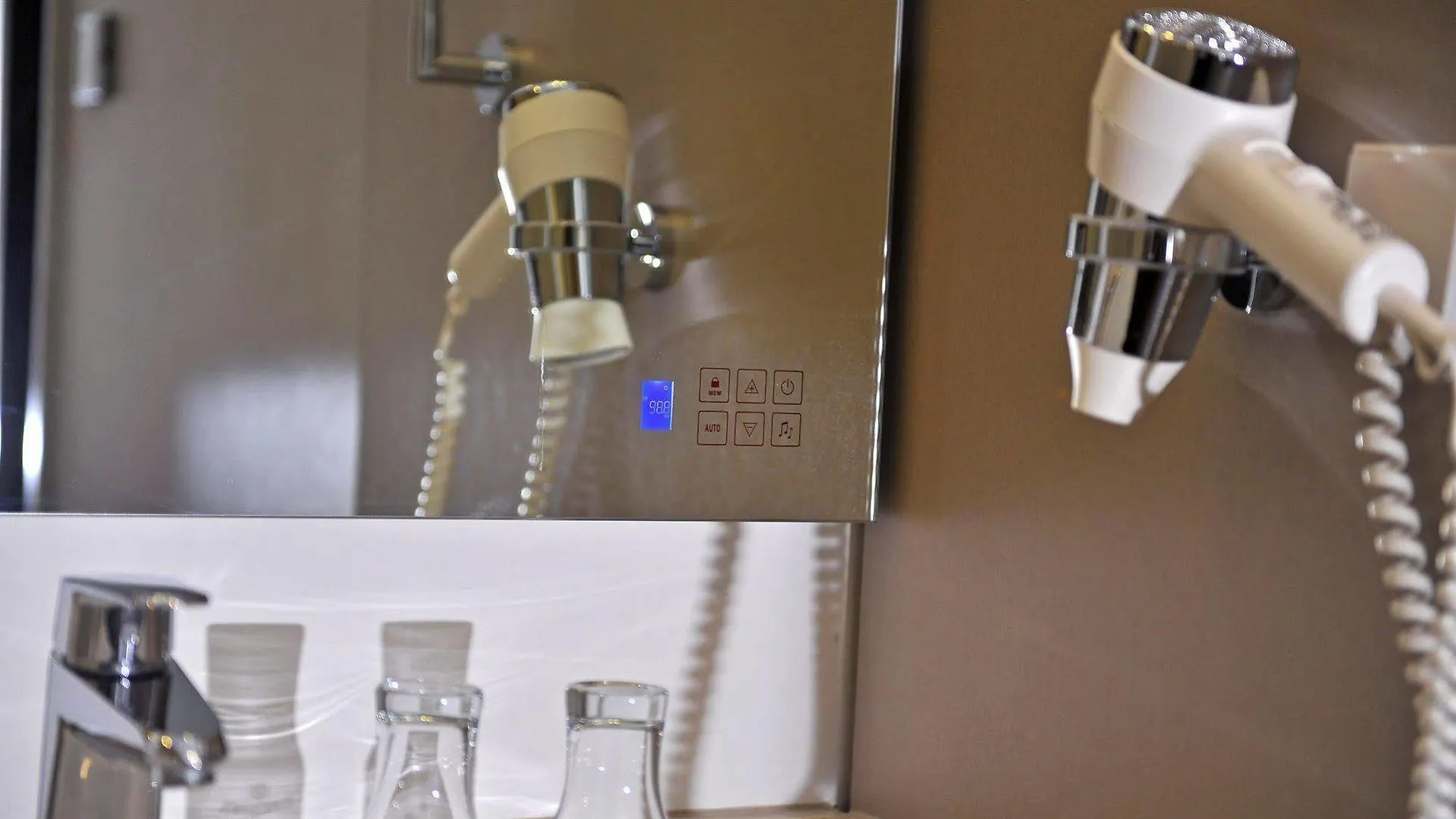 Hotel Vier Jahreszeiten Berlin City